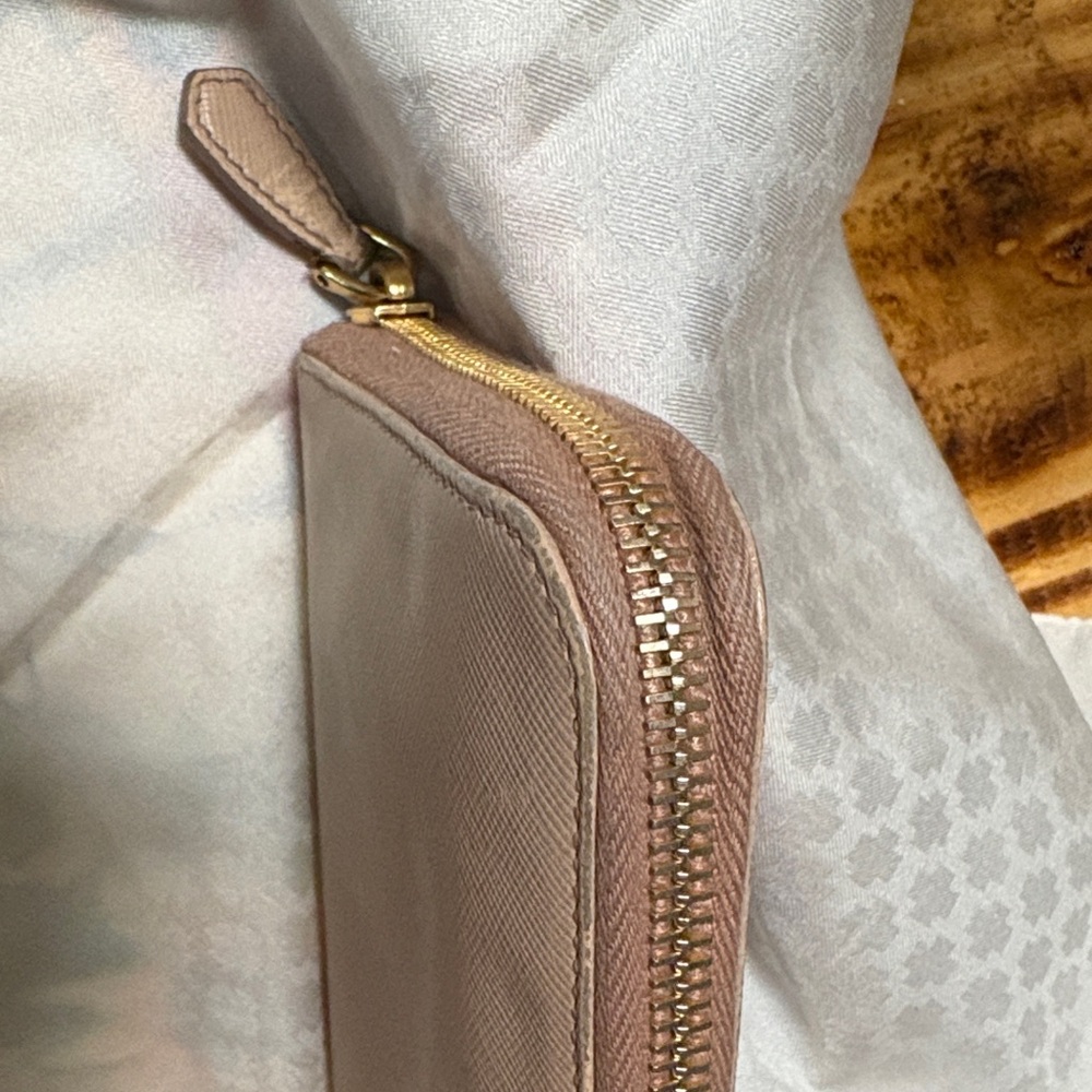 Prada Nude Leather Zip Wallet - Picture 7 of 16